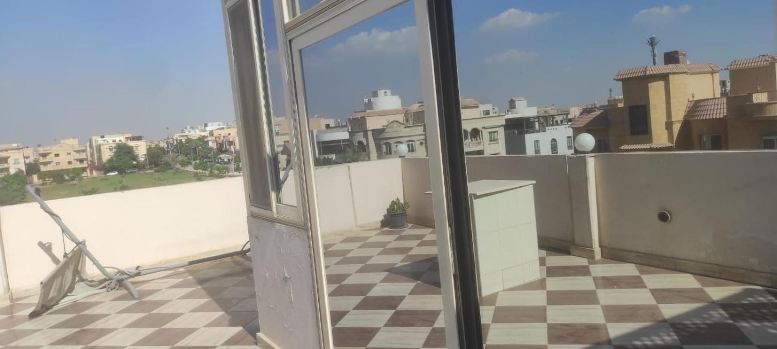 Apartment Furnished Roof In New South Of The Academy Area C And Next To The North Teseen Street Cairo